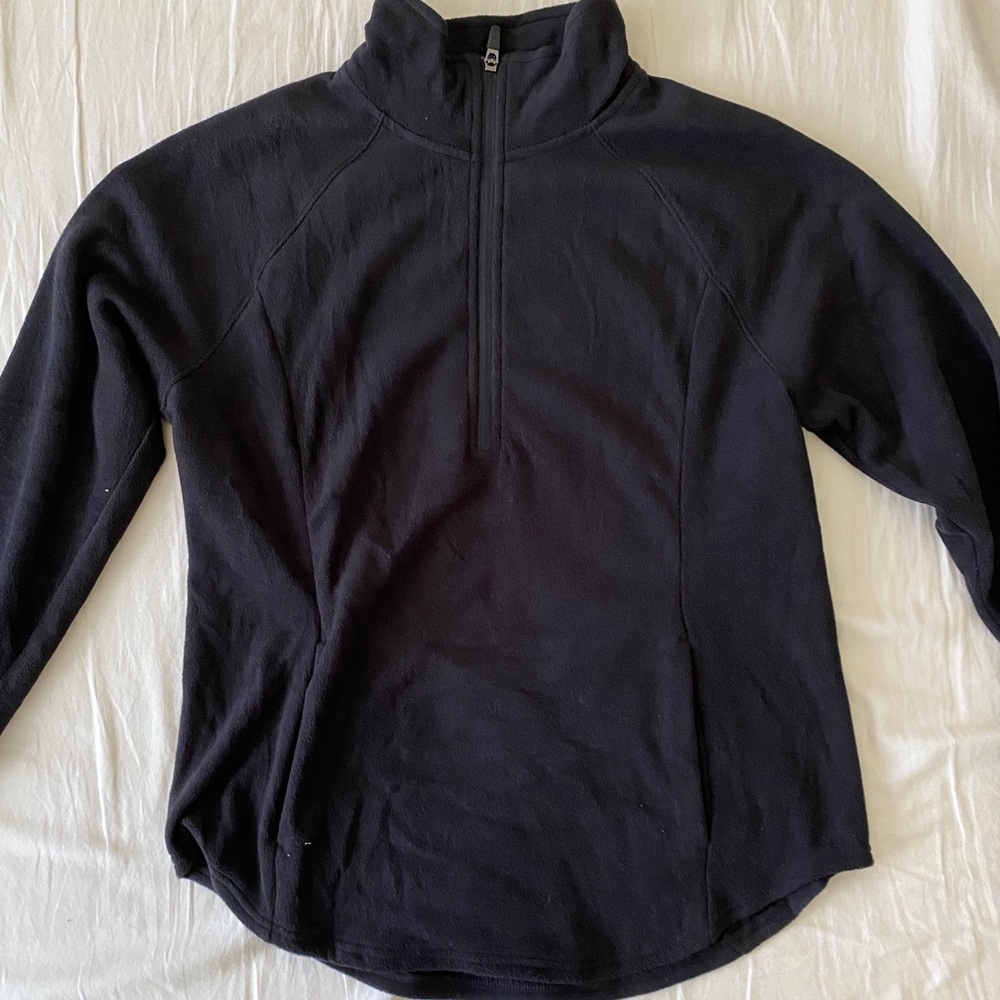 Black Old Navy Pullover